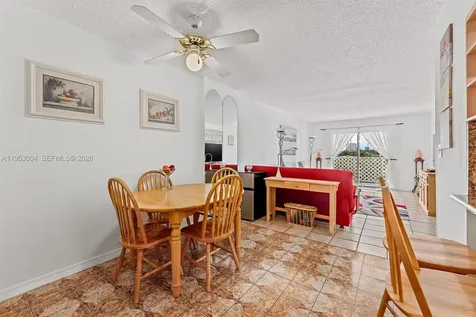 16465 NE 22nd Avenue North Miami Beach FL 33160