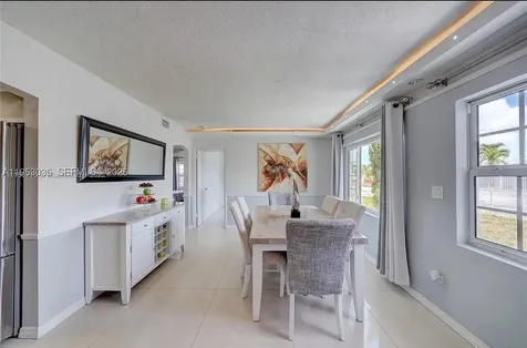 801 E 16th Place Hialeah FL 33010