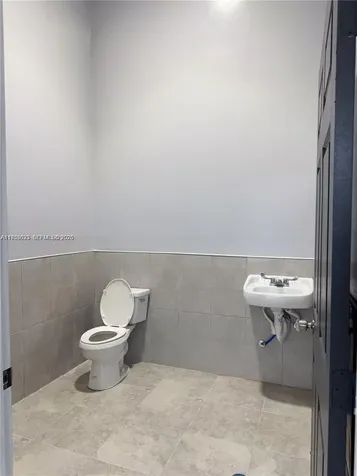 4030 Pembroke Road Hollywood FL 33021