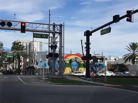 140 S Dixie Highway Hollywood FL 33020