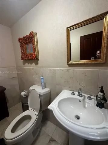1105 SW 87th Avenue Miami FL 33174