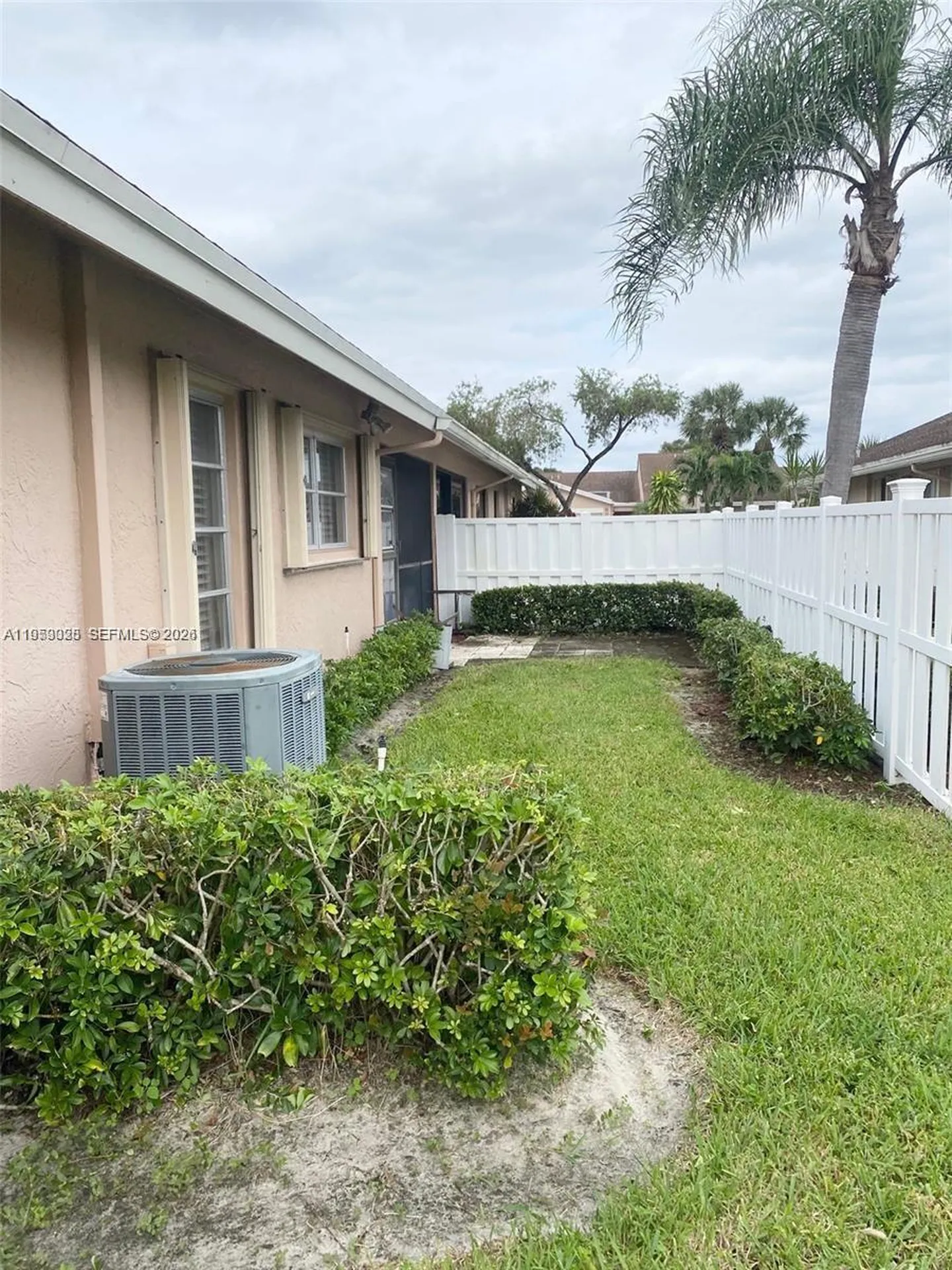 8089 Sweetbriar Way Boca Raton FL 33496