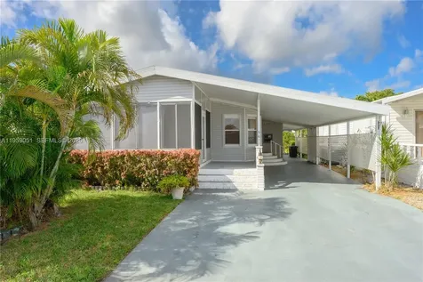 5611 SW 32nd Terrace Dania Beach FL 33312