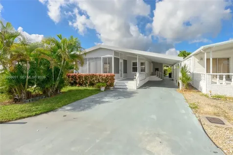 5611 SW 32nd Terrace Dania Beach FL 33312