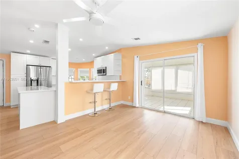5611 SW 32nd Terrace Dania Beach FL 33312