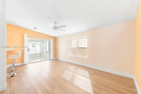 5611 SW 32nd Terrace Dania Beach FL 33312
