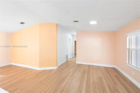 5611 SW 32nd Terrace Dania Beach FL 33312