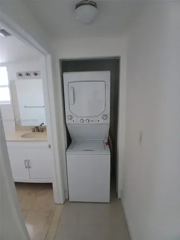 425 NE 30th Street Miami FL 33137