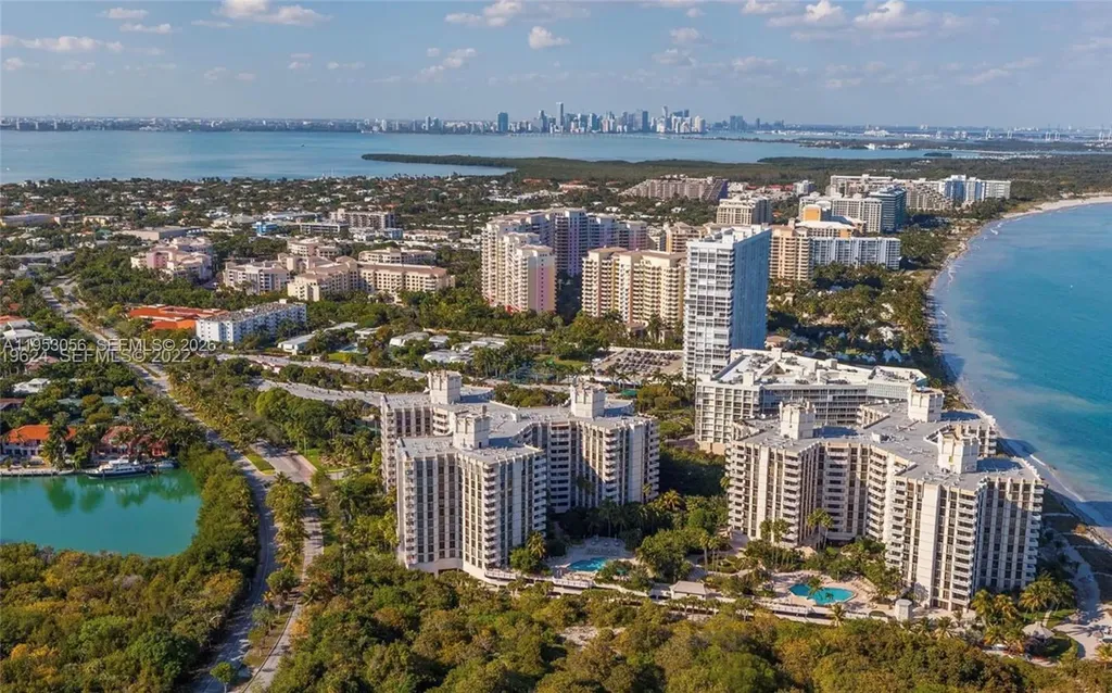1111 Crandon Boulevard Key Biscayne FL 33149