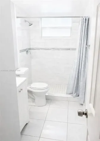 13715 Kendale Lakes Circle Miami FL 33183