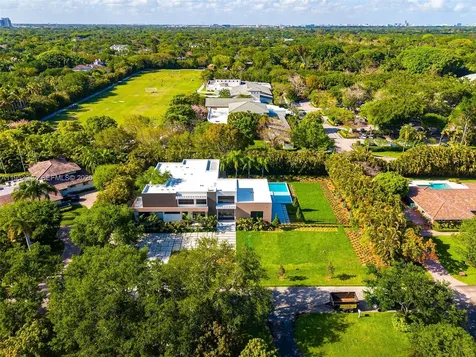 5825 SW 111th Terrace Pinecrest FL 33156