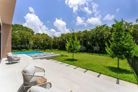 5825 SW 111th Terrace Pinecrest FL 33156