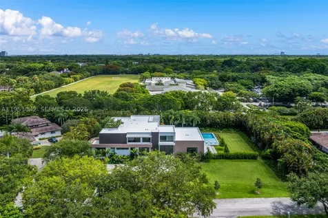 5825 SW 111th Terrace Pinecrest FL 33156