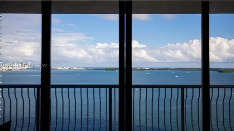 1200 Brickell Bay Drive Miami FL 33131