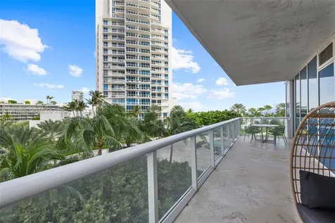 100 S Pointe Drive Miami Beach FL 33139