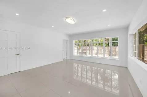 11803 NE 11 Avenue Biscayne Park FL 33161