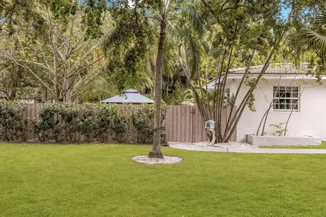 11803 NE 11 Avenue Biscayne Park FL 33161