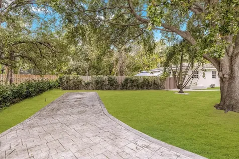 11803 NE 11 Avenue Biscayne Park FL 33161