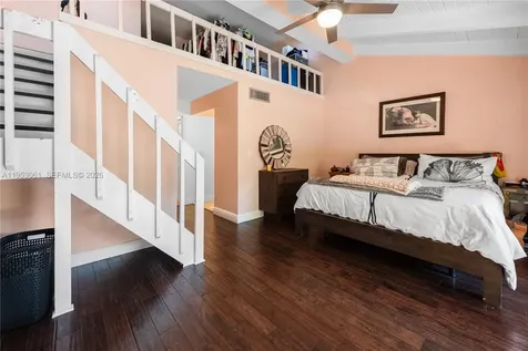 7890 SW 86th Street Miami FL 33143