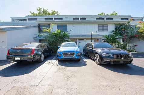 7890 SW 86th Street Miami FL 33143