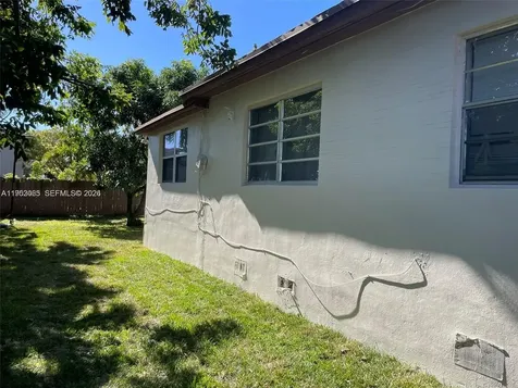 1790 NW 19th Street Miami FL 33125