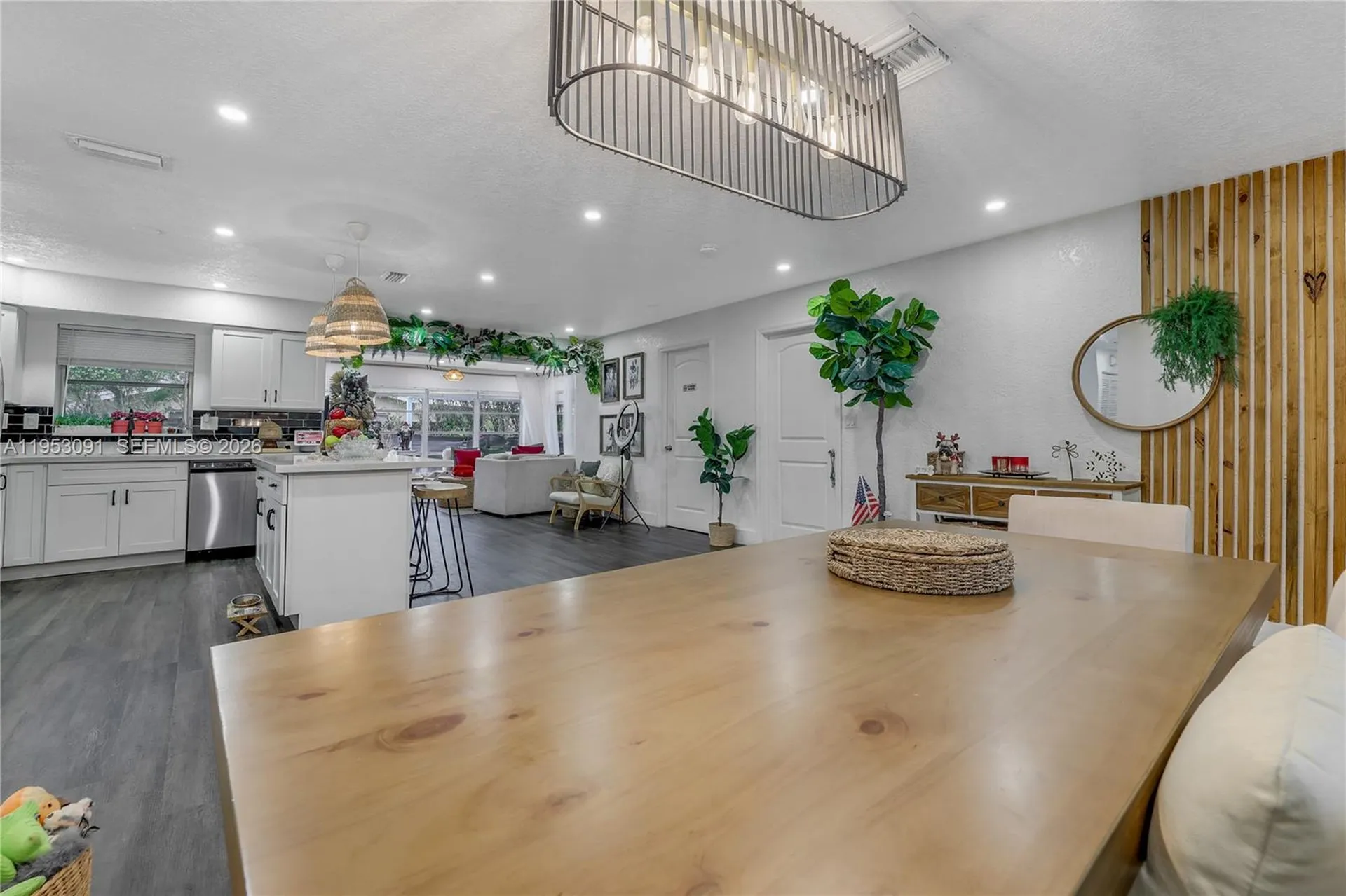 5712 Monroe Street Hollywood FL 33023