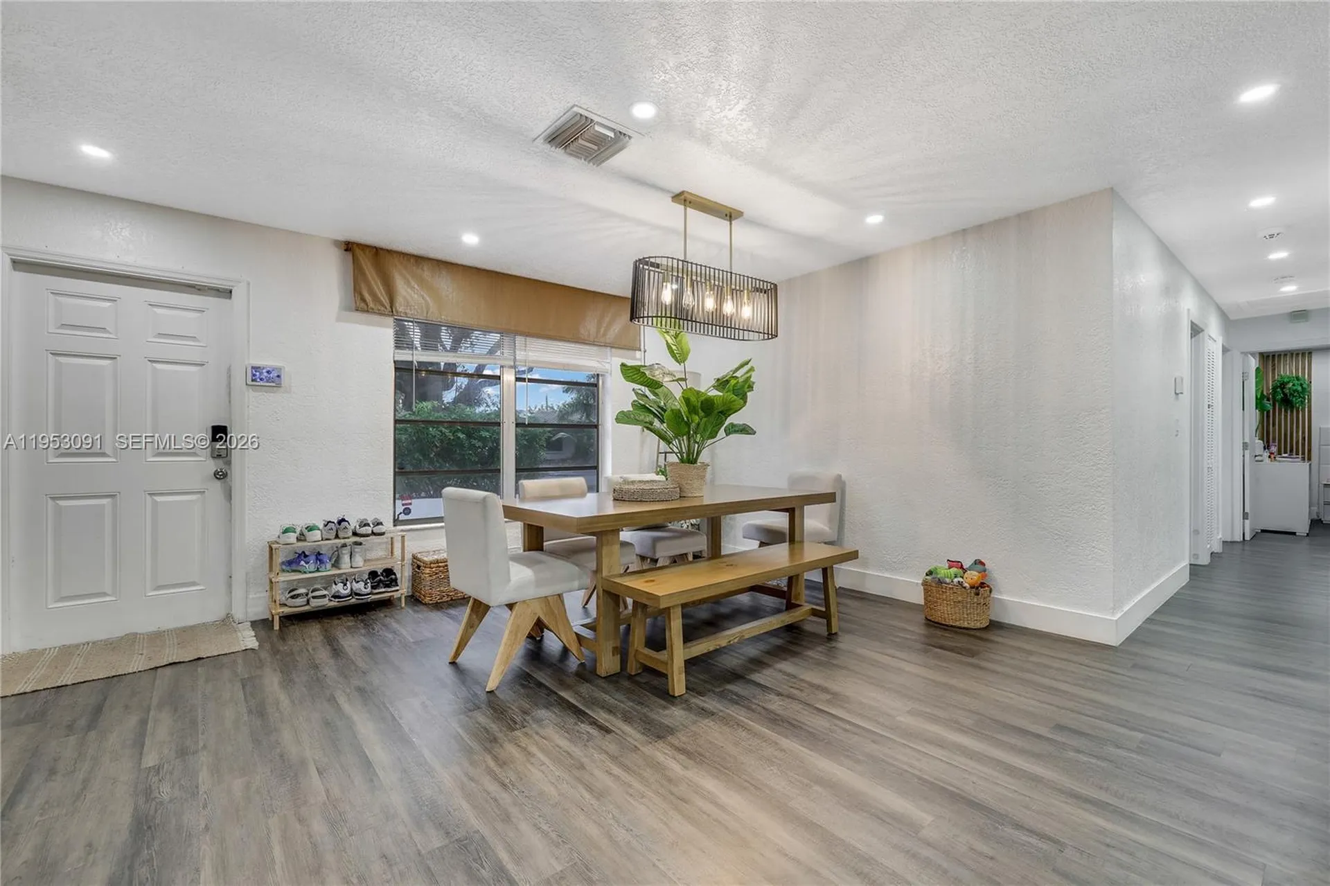 5712 Monroe Street Hollywood FL 33023