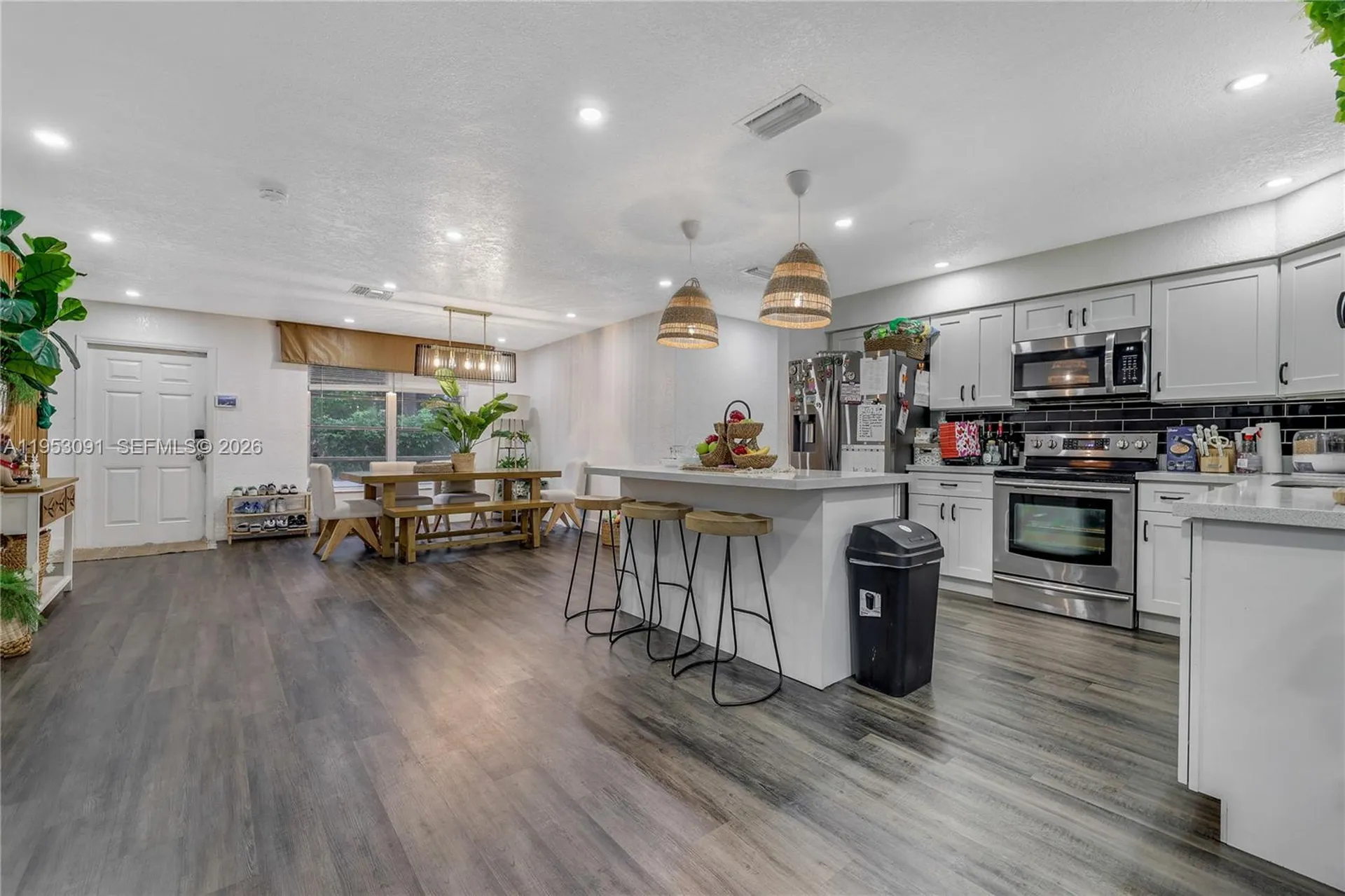 5712 Monroe Street Hollywood FL 33023