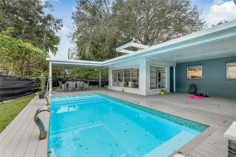 5712 Monroe Street Hollywood FL 33023
