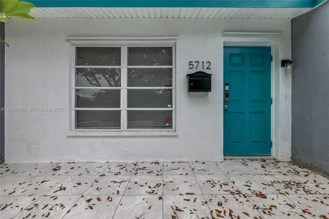 5712 Monroe Street Hollywood FL 33023