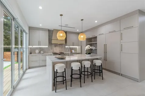 3495 SW 3rd Avenue Miami FL 33145