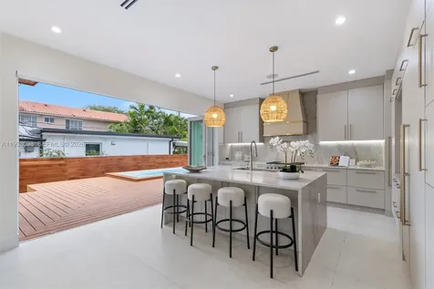 3495 SW 3rd Avenue Miami FL 33145