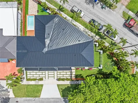 3495 SW 3rd Avenue Miami FL 33145