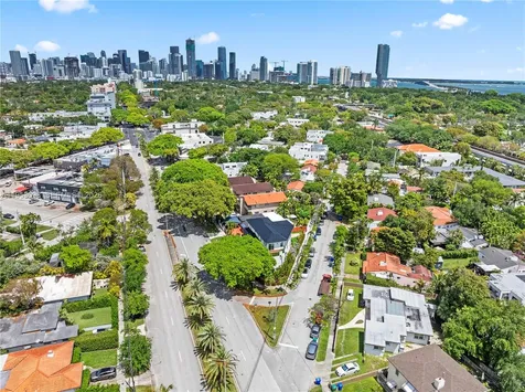 3495 SW 3rd Avenue Miami FL 33145