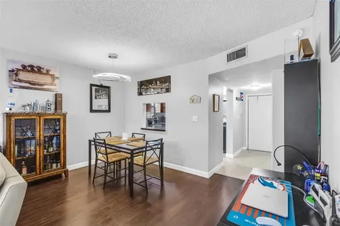8411 Lagos De Campo Boulevard Tamarac FL 33321