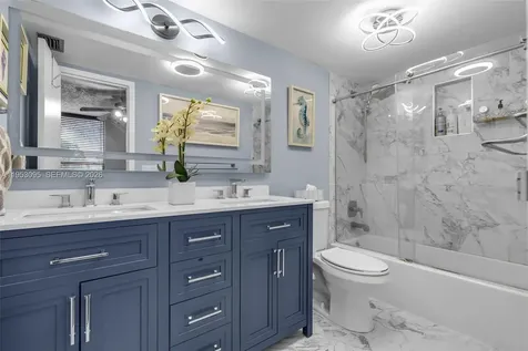 8411 Lagos De Campo Boulevard Tamarac FL 33321