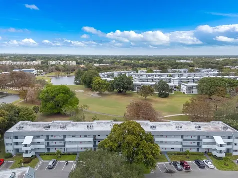 8411 Lagos De Campo Boulevard Tamarac FL 33321