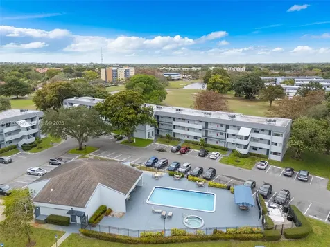 8411 Lagos De Campo Boulevard Tamarac FL 33321