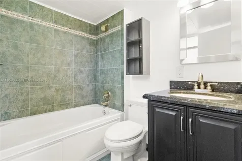 117 Royal Park Drive Oakland Park FL 33309