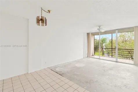 117 Royal Park Drive Oakland Park FL 33309
