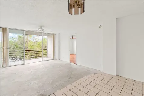 117 Royal Park Drive Oakland Park FL 33309