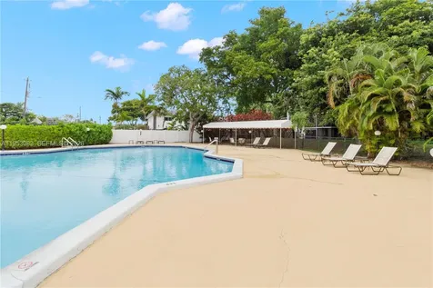 117 Royal Park Drive Oakland Park FL 33309
