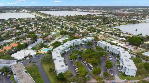 117 Royal Park Drive Oakland Park FL 33309