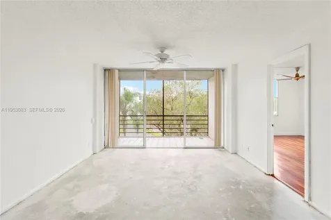 117 Royal Park Drive Oakland Park FL 33309