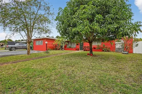6861 SW 1st Court Pembroke Pines FL 33023