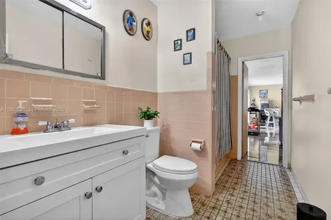 6861 SW 1st Court Pembroke Pines FL 33023