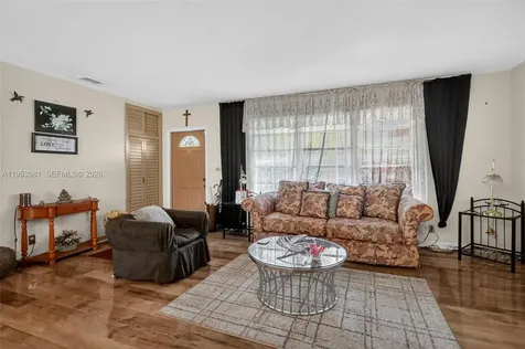 6861 SW 1st Court Pembroke Pines FL 33023