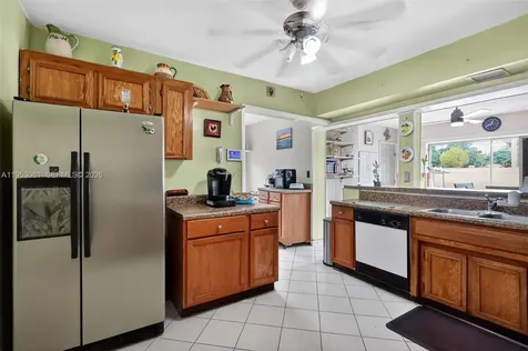 6861 SW 1st Court Pembroke Pines FL 33023