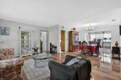 6861 SW 1st Court Pembroke Pines FL 33023