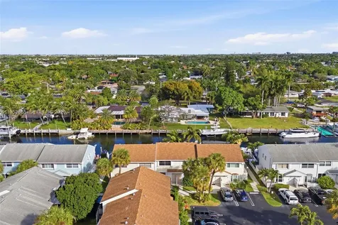 2709 NE 15th Street Pompano Beach FL 33062